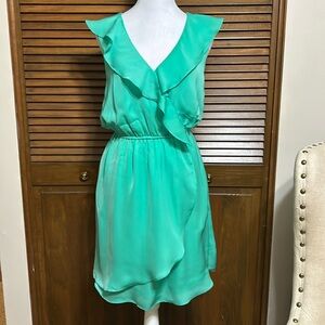 BCBGeneration Green Ruffle Collar Faux Wrap Lined Summer Dress Pockets Size M